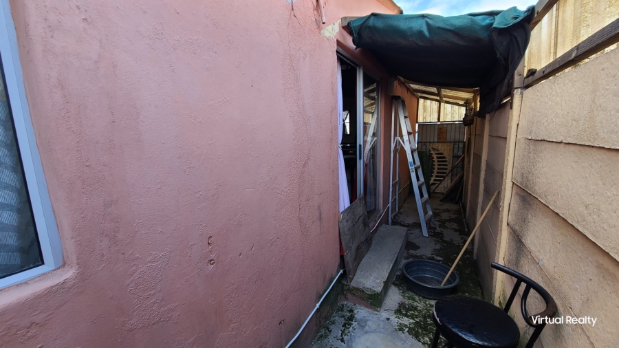 2 Bedroom Property for Sale in Leiden Western Cape